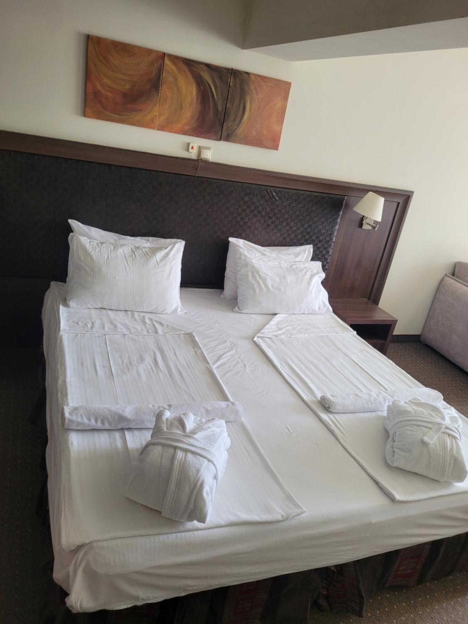 Sana Hotel Chissarja